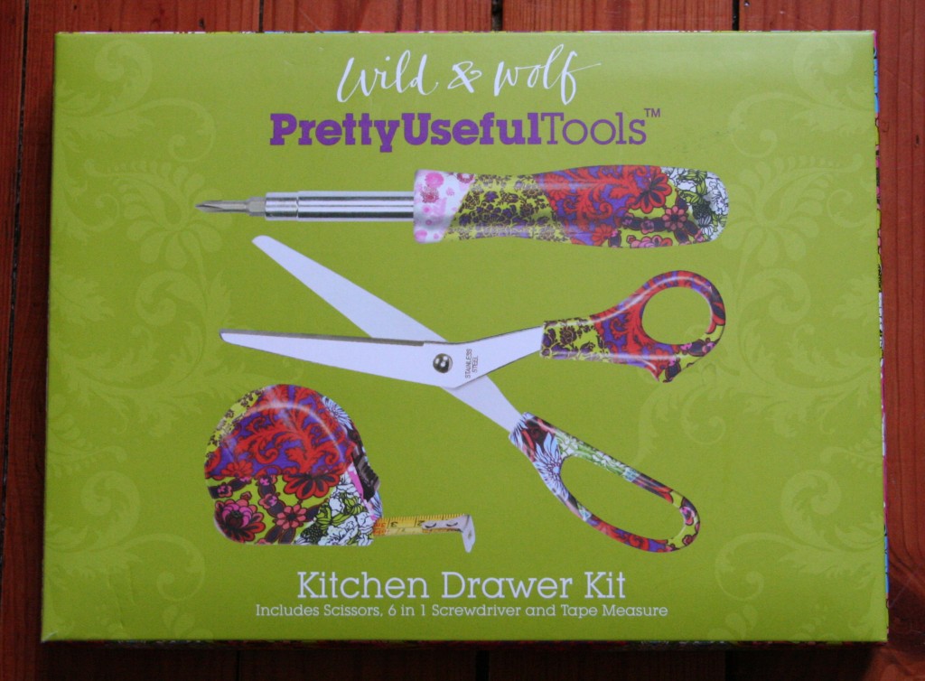 Pretty Useful Tools : un kit de bricolage fashion