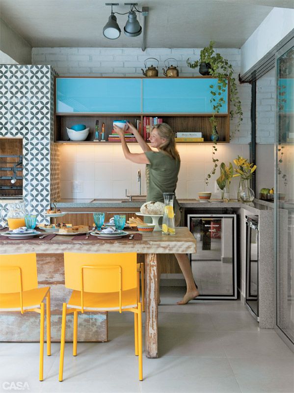 Du sol au plafond archives mademoiselle déco blog déco Carrelage cuisine couleur