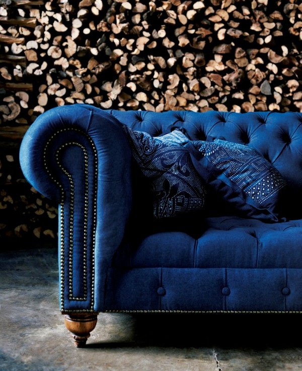 canape chesterfield velours bleu